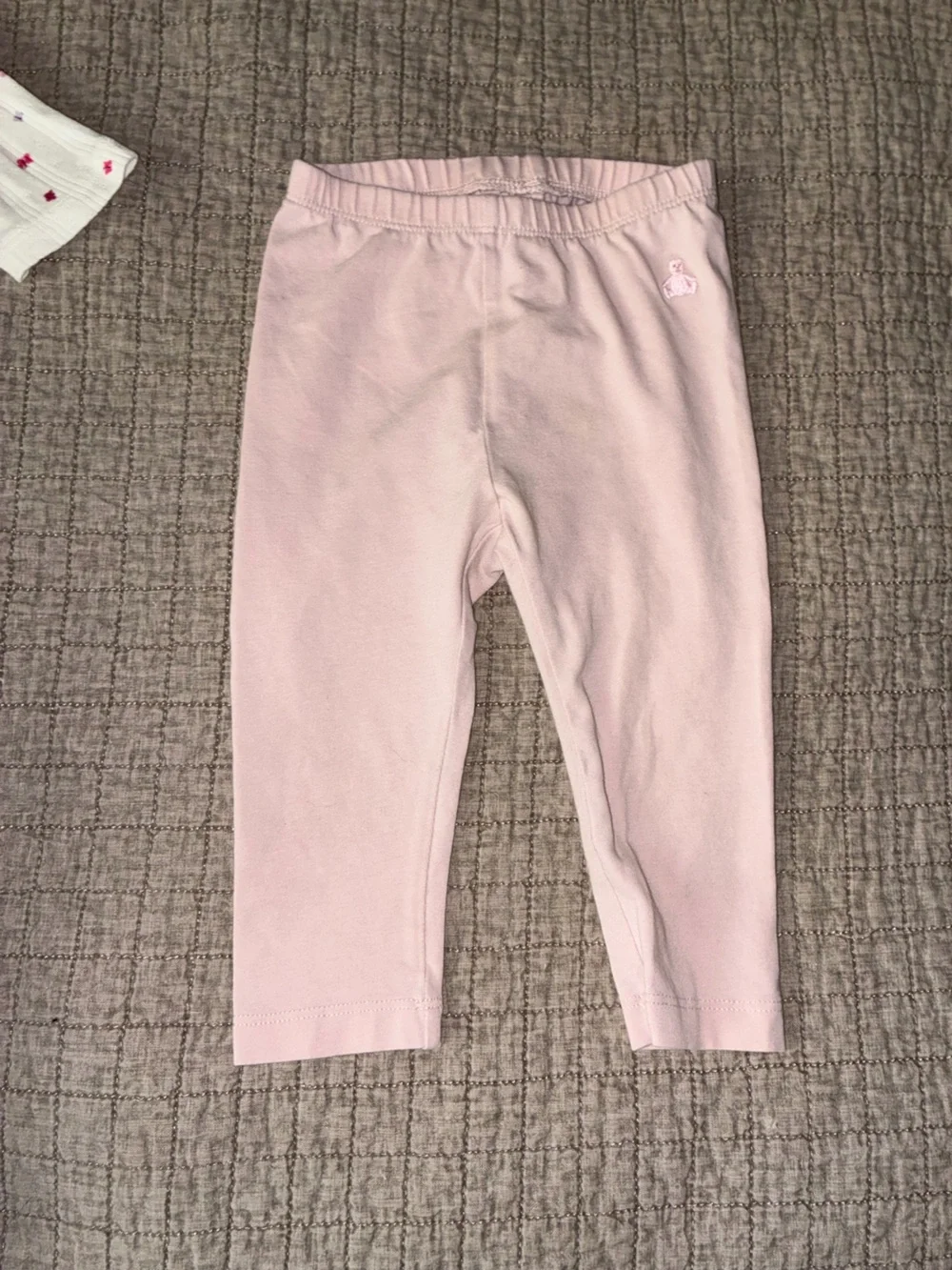GAP White Ribbed Top with Pink & Purple Floral Dots and Pink Leggings Pajama Set